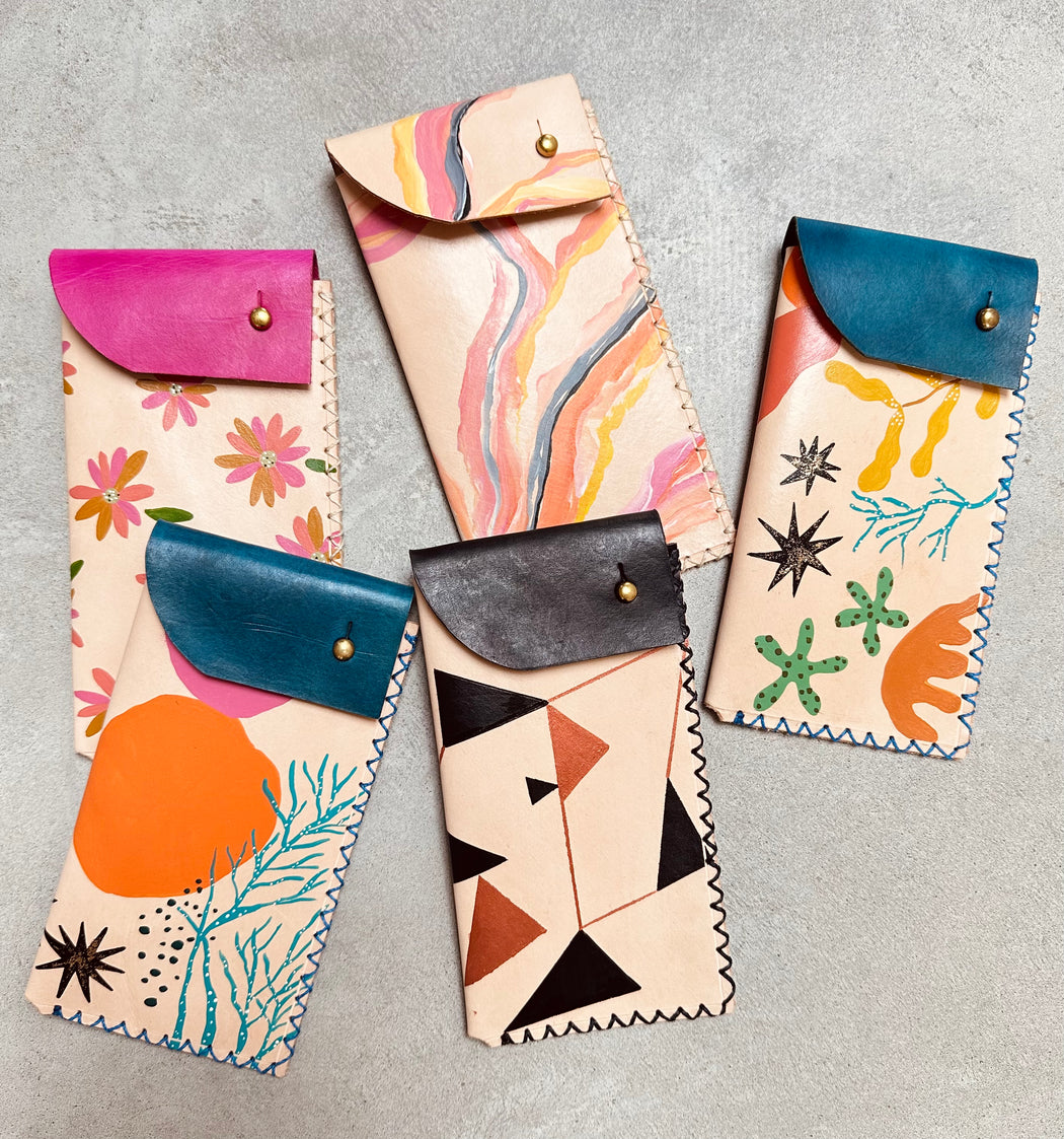 SUNGLASSES CASE- 05