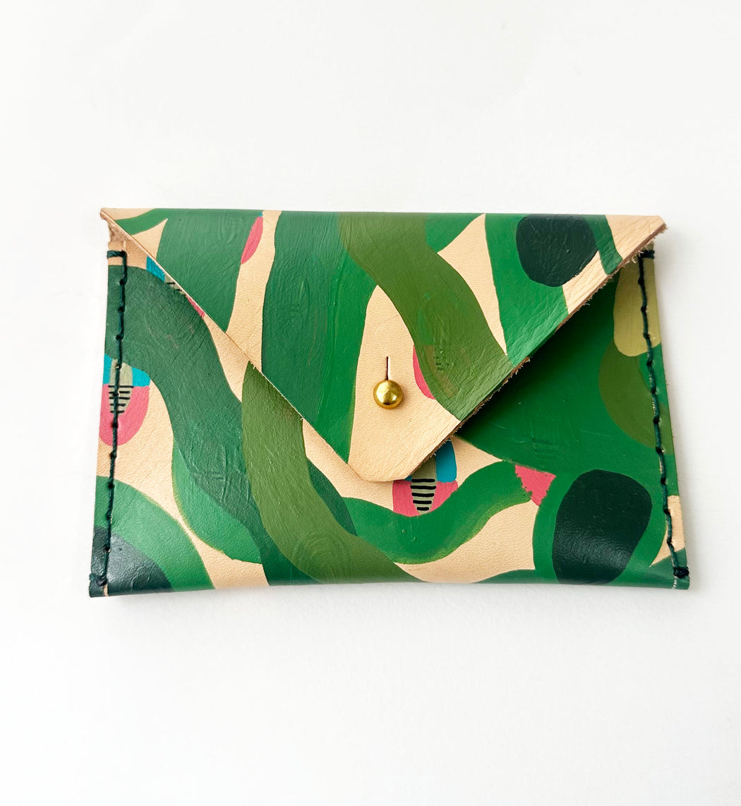 LITTLE SISTER WALLET 01