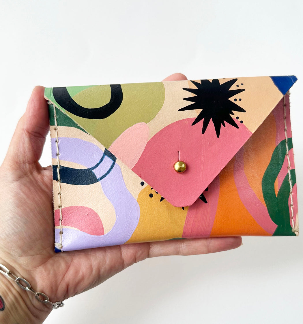 LITTLE SISTER WALLET 02