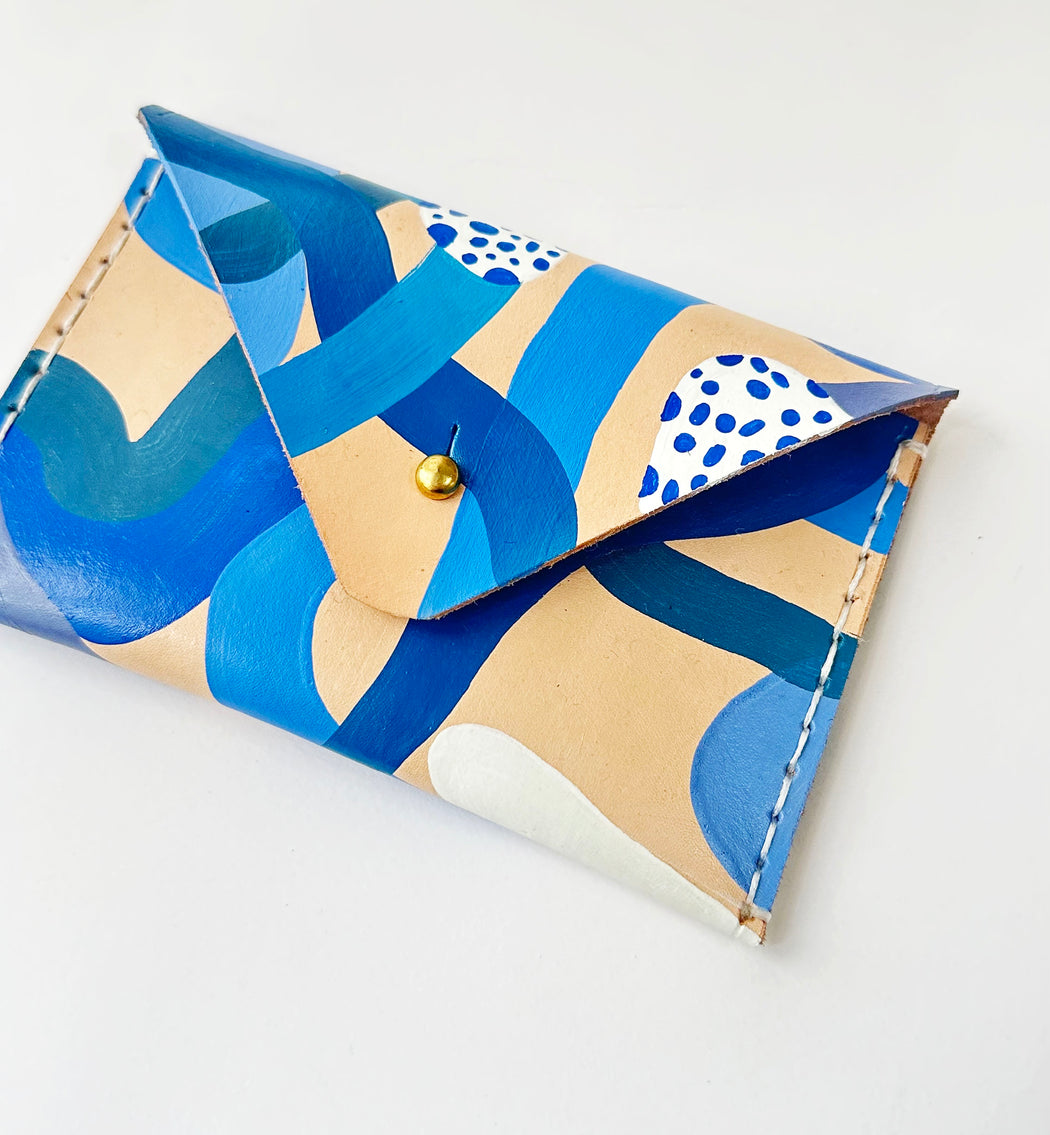 LITTLE SISTER WALLET 04