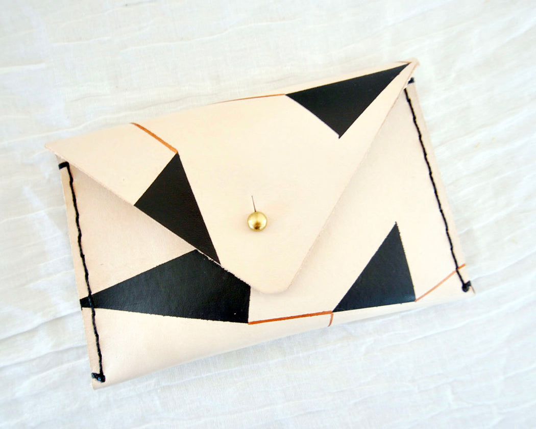 LITTLE SISTER WALLET 05