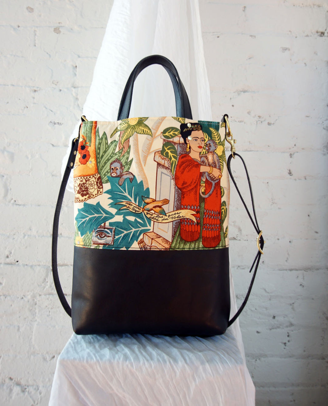 Crossbody Bag Frida's Garden